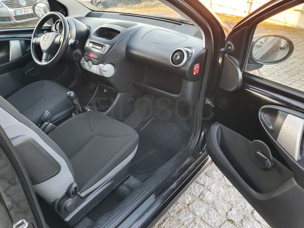 Toyota Aygo · Ano 2012