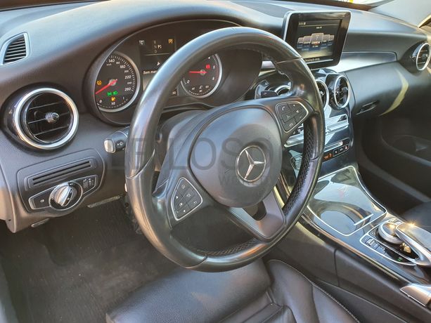 Mercedes C180 · Ano 2015