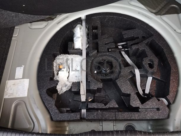 Volkswagen Golf 2.0 GTI · Ano 2010