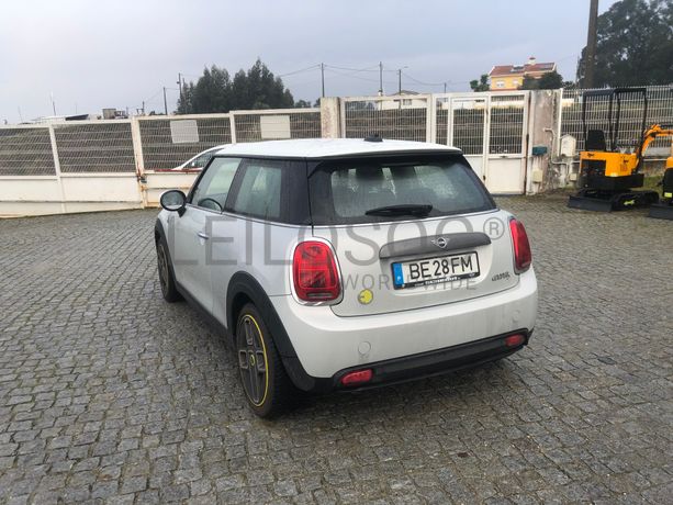 Mini Cooper · Elétrico · Ano 2021