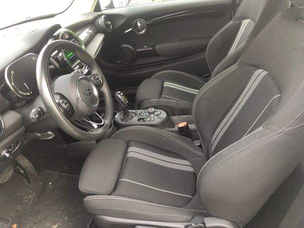 Mini Cooper · Elétrico · Ano 2021