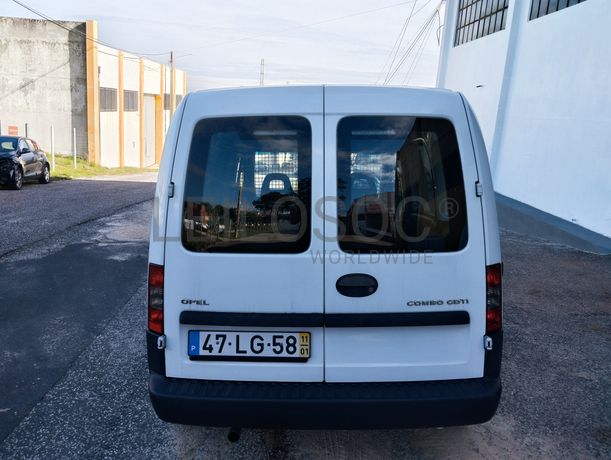 Opel Combo CDTI · Ano 2011