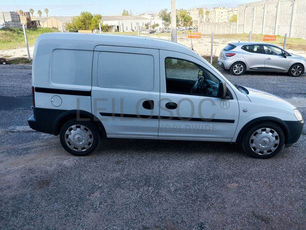 Opel Combo CDTI · Ano 2011
