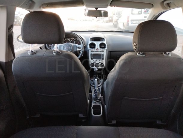 Opel Corsa · Ano 2013