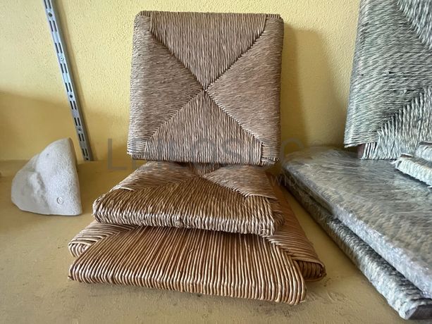 Assentos de cadeira em palhinha