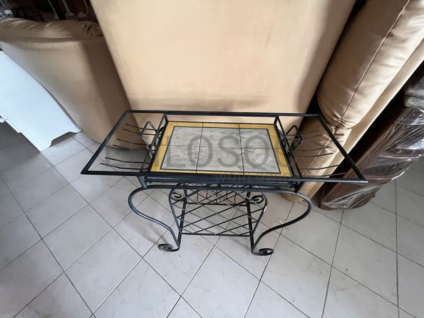 Móvel decorativo em ferro