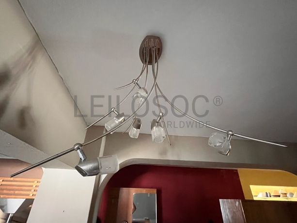 Candeeiro de teto em metal e vidro