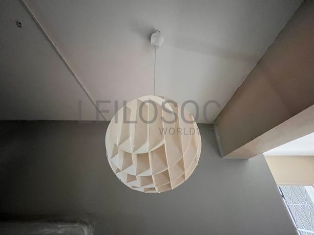 Candeeiro de teto de plástico