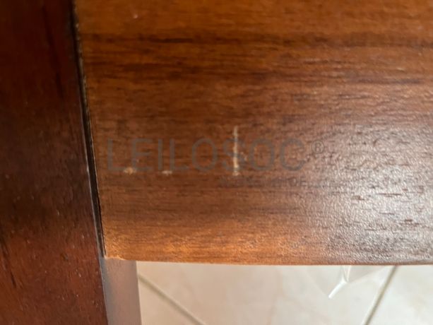 Cabeceira de cama em madeira