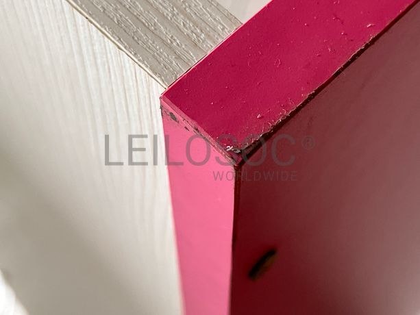 Móveis de canto em madeira