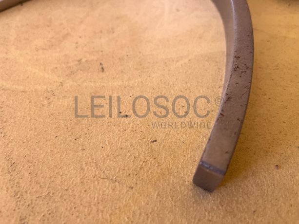 Candeeiros pequenos em ferro