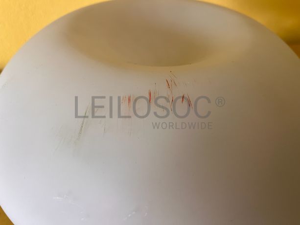 Candeeiro pequeno em metal