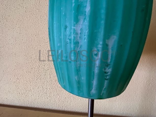 Candeeiro pequeno em metal