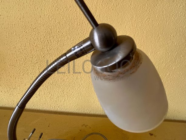 Candeeiro pequeno em metal