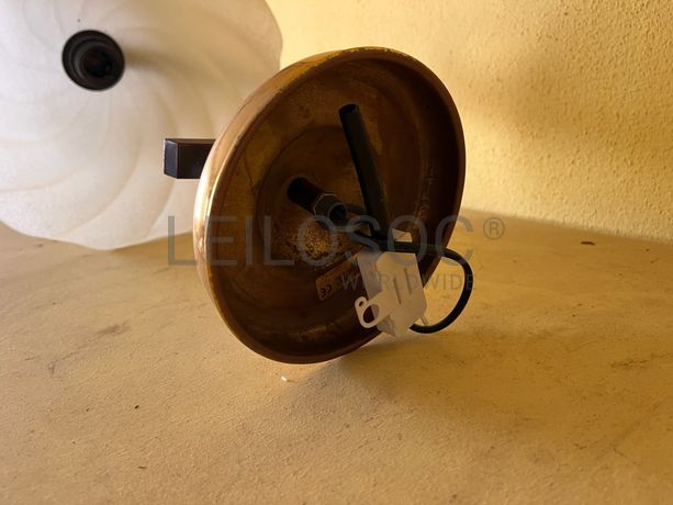 Candeeiro de parede em ferro