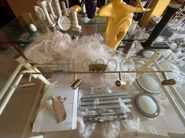 Candeeiro de teto em ferro