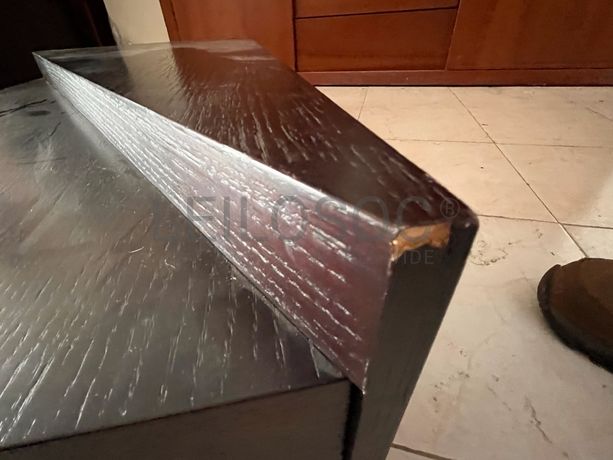 Mesa de centro em madeira