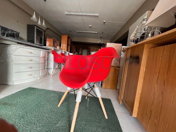 Lotes 1 a 35 · Cadeiras