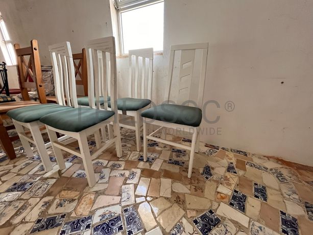 Lotes 1 a 35 · Cadeiras