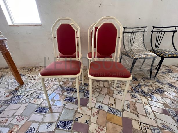 Lotes 1 a 35 · Cadeiras