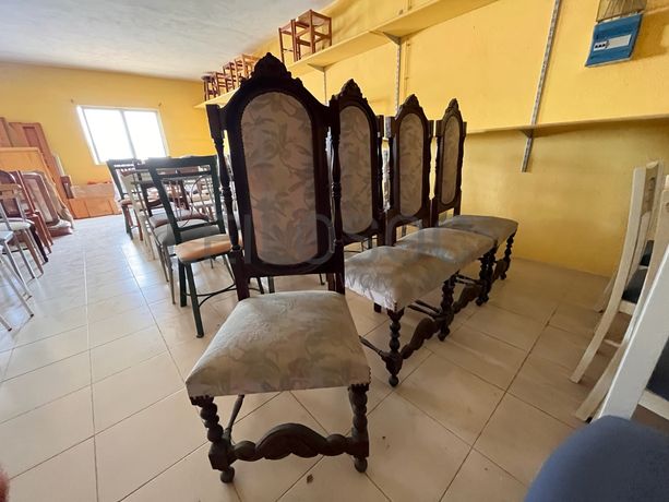 Lotes 1 a 35 · Cadeiras