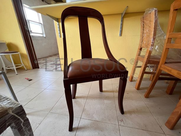 Lotes 1 a 35 · Cadeiras