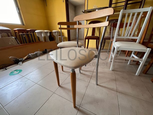 Lotes 1 a 35 · Cadeiras