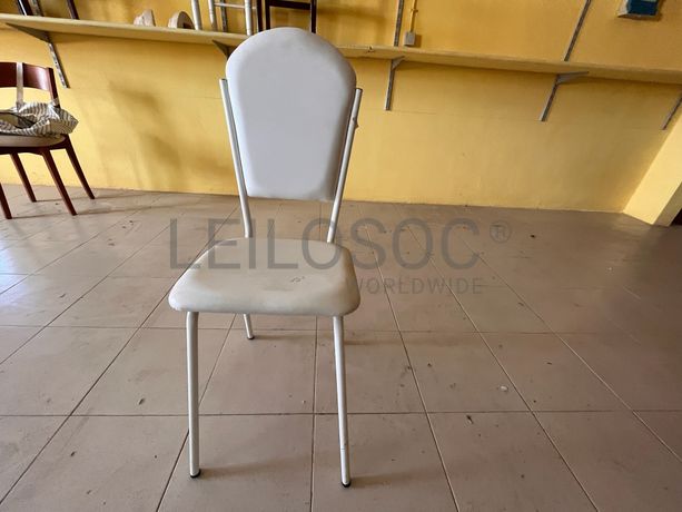 Lotes 1 a 35 · Cadeiras