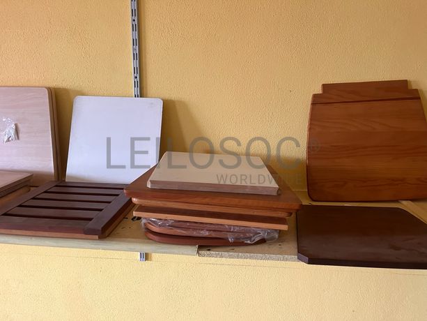 Lotes 36 a 70 · Mobiliário · Artigos de Decoração