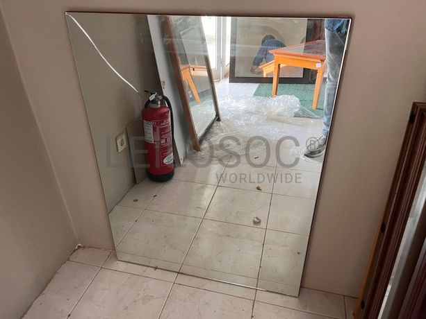 Lotes 36 a 70 · Mobiliário · Artigos de Decoração