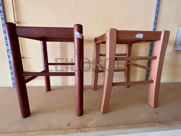 Lotes 71 a 105 · Cadeiras · Bancos