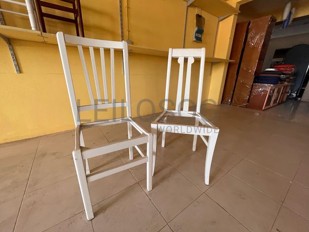 Lotes 71 a 105 · Cadeiras · Bancos