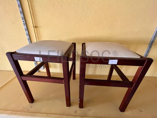 Lotes 71 a 105 · Cadeiras · Bancos