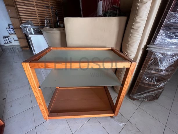 Lotes 106 a 140 · Mobiliário · Artigos de Decoração