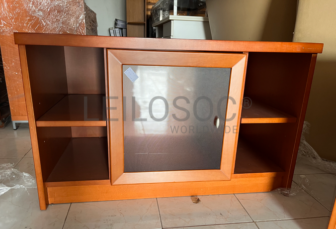 Lotes 106 a 140 · Mobiliário · Artigos de Decoração