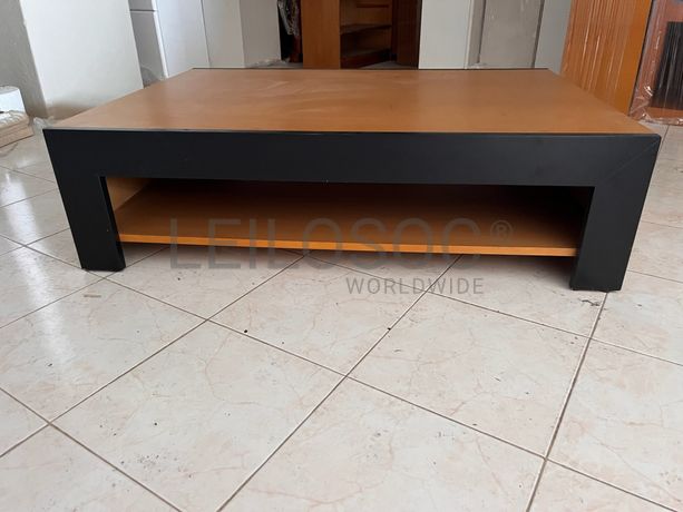 Lotes 141 a 175 · Mobiliário · Artigos de Decoração