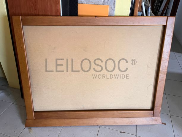 Lotes 211 a 245 · Mobiliário · Artigos de Decoração