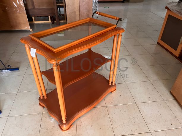 Lotes 211 a 245 · Mobiliário · Artigos de Decoração