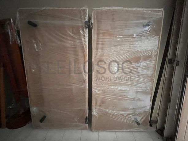 Lotes 281 a 315 · Mobiliário · Artigos de Decoração