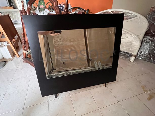 Lotes 281 a 315 · Mobiliário · Artigos de Decoração