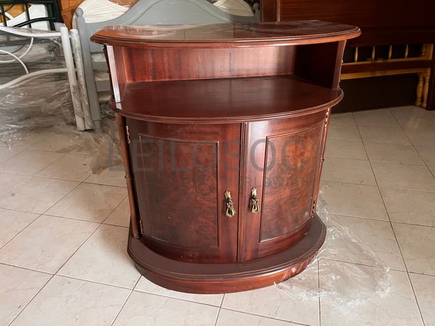 Lotes 316 a 350 · Mobiliário · Artigos de Decoração