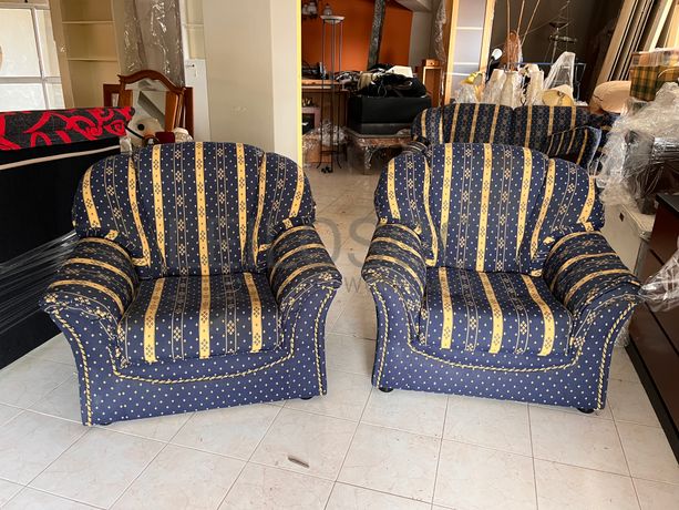 Lotes 386 a 420 · Mobiliário · Artigos de Decoração