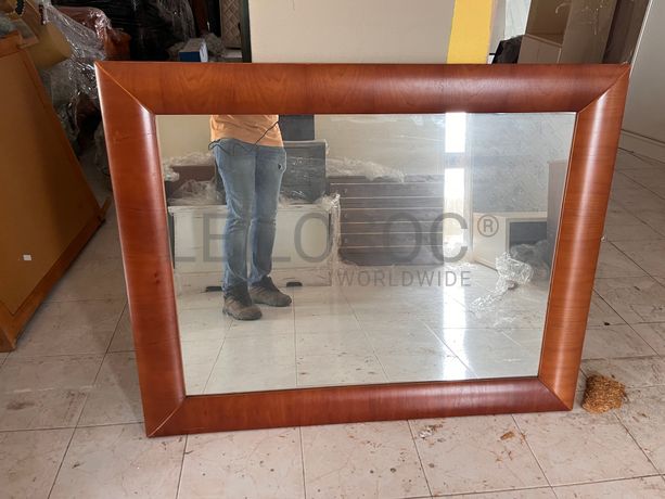 Lotes 386 a 420 · Mobiliário · Artigos de Decoração