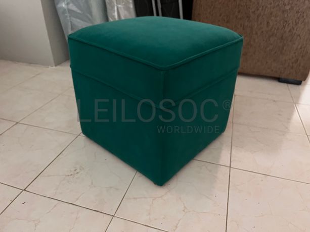 Lotes 386 a 420 · Mobiliário · Artigos de Decoração