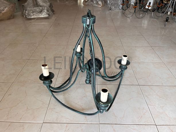 Lotes 596 a 630 · Candeeiros