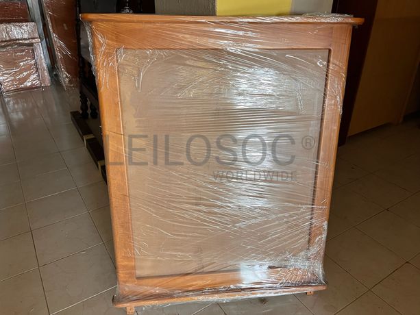 Lotes 631 a 665 · Mobiliário · Artigos de Decoração