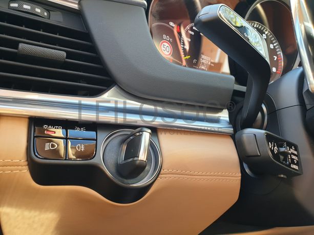 Porsche Panamera Turbo S E-Híbrido Sport Turismo · Ano 2021