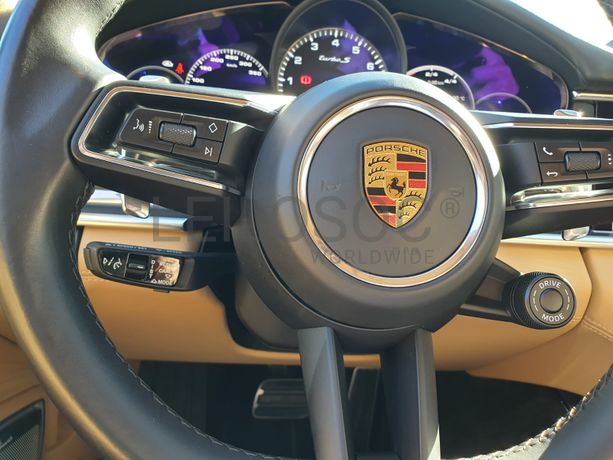 Porsche Panamera Turbo S E-Híbrido Sport Turismo · Ano 2021