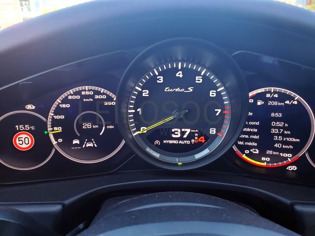 Porsche Panamera Turbo S E-Híbrido Sport Turismo · Ano 2021