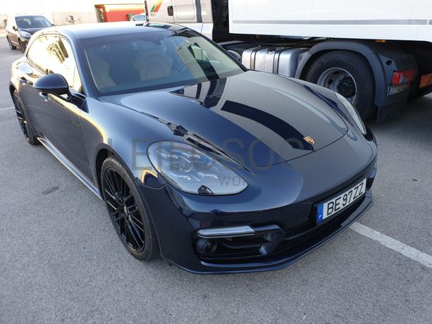 Porsche Panamera Turbo S E-Híbrido Sport Turismo · Ano 2021